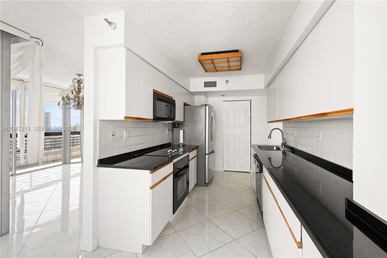 3530 Mystic Pointe Drive