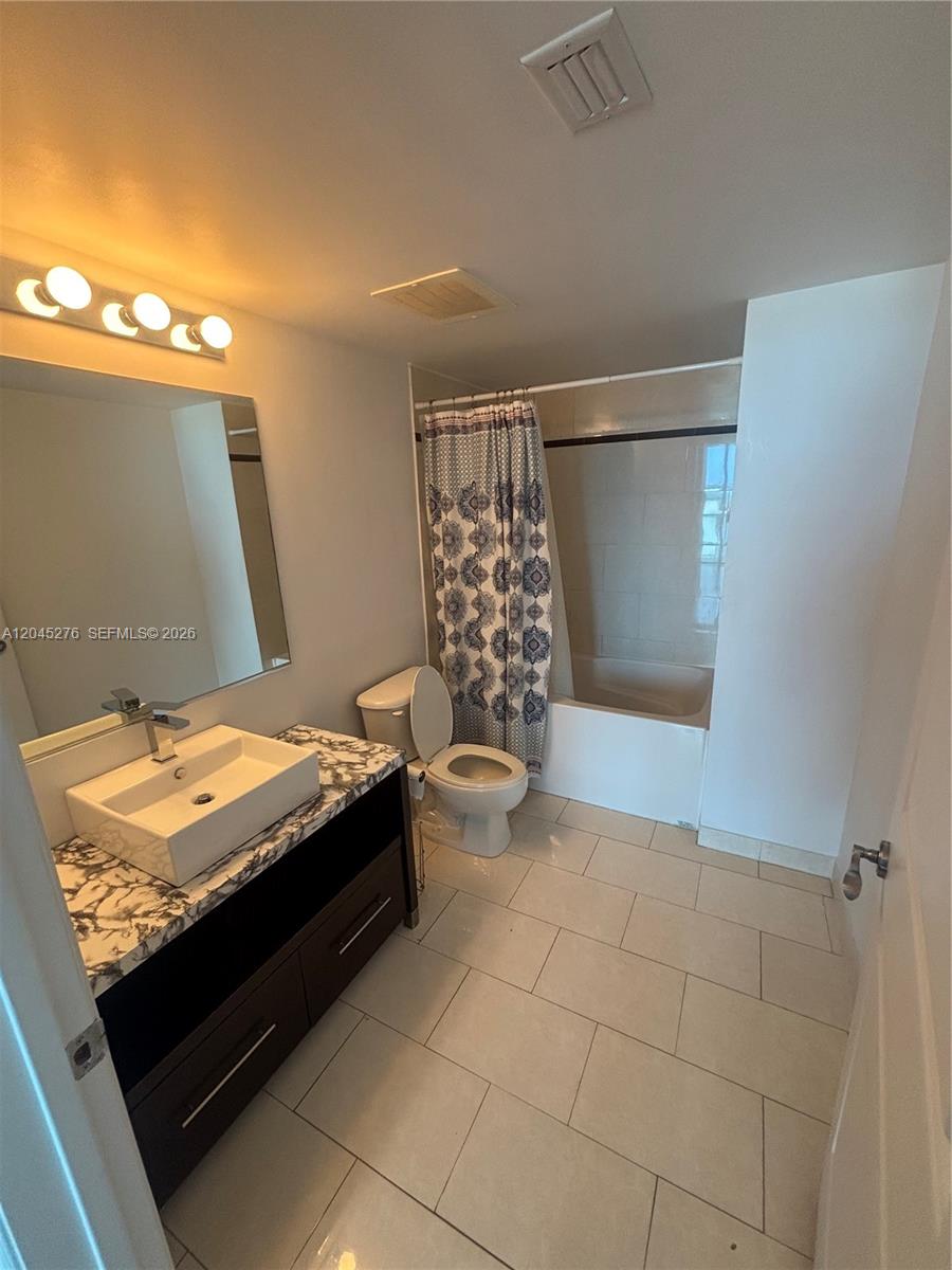 480 NE 30th Street