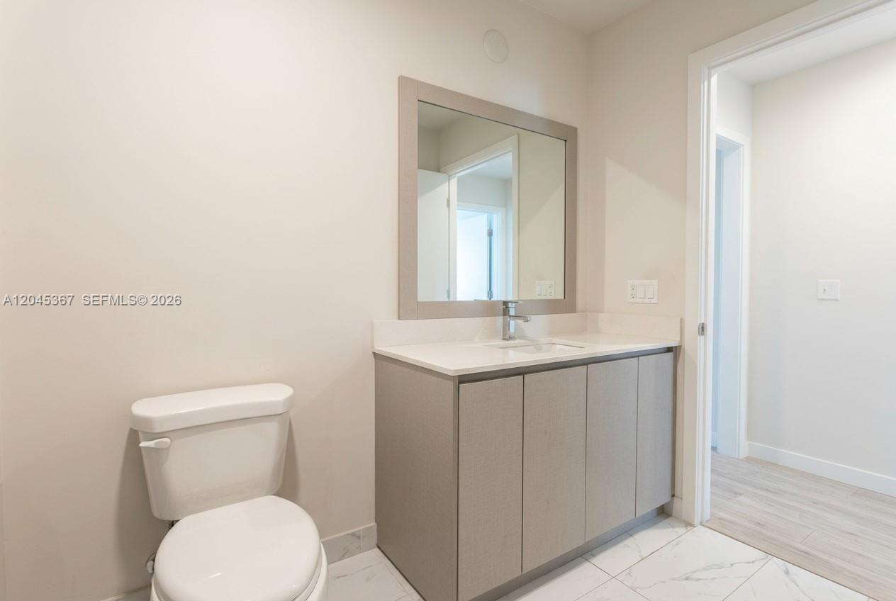 2535 NE 193rd Street