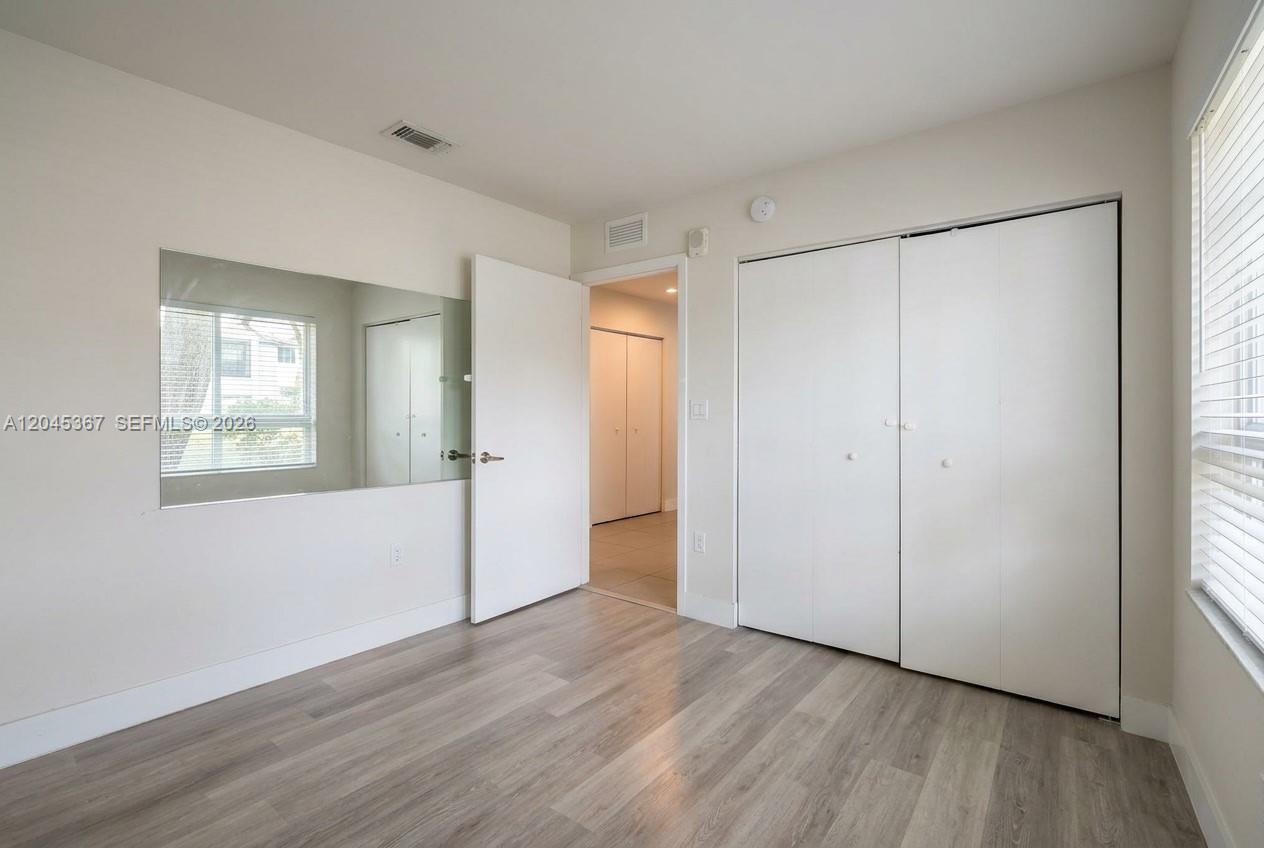 2535 NE 193rd Street
