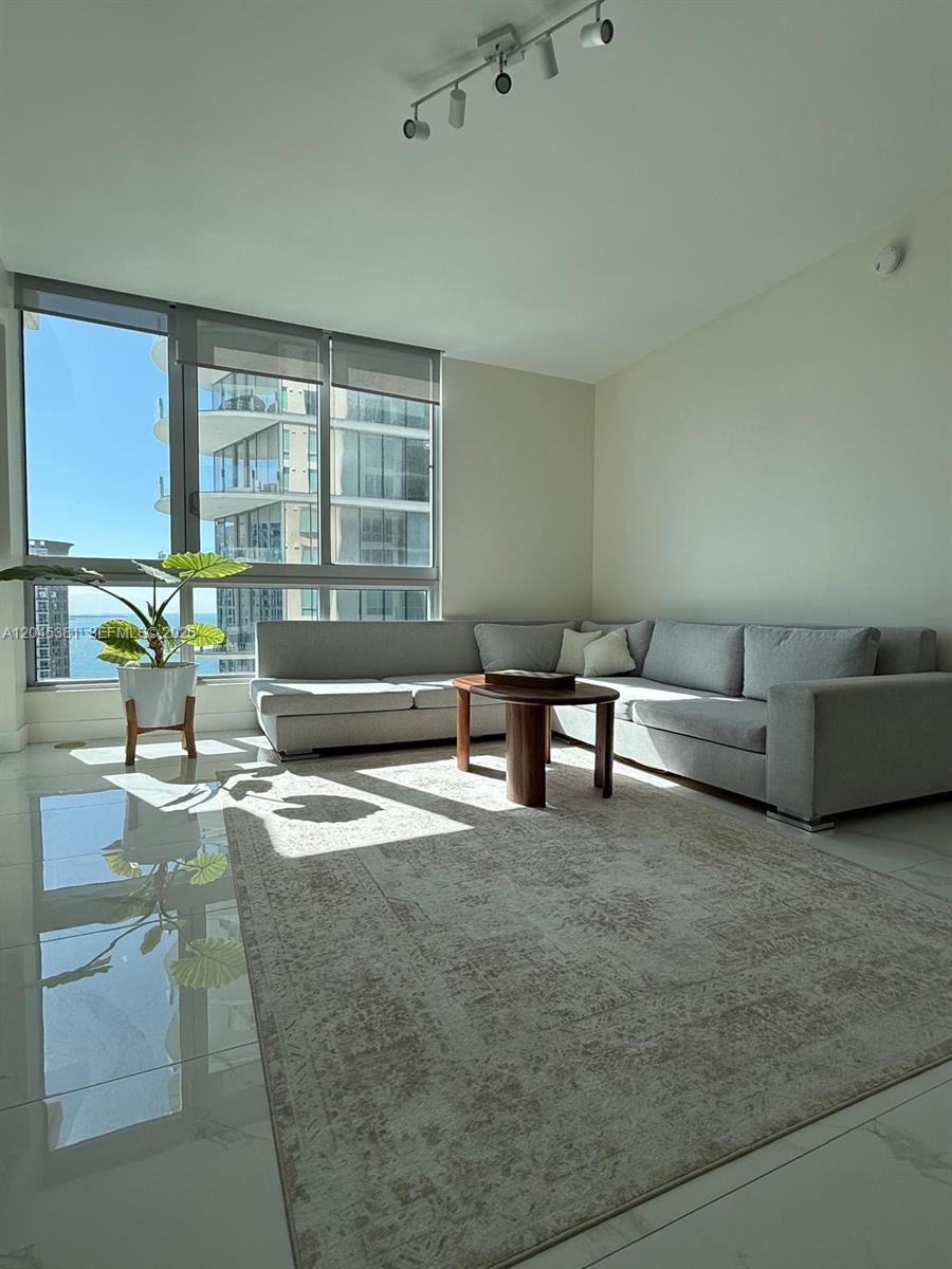 300 S Biscayne Boulevard