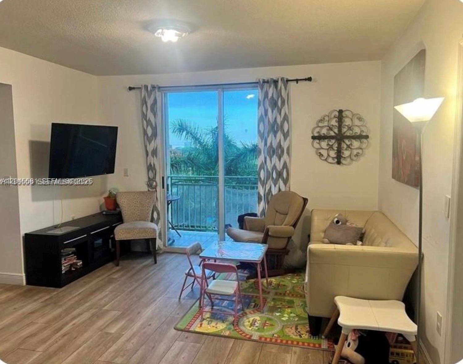 3500 Coral Way