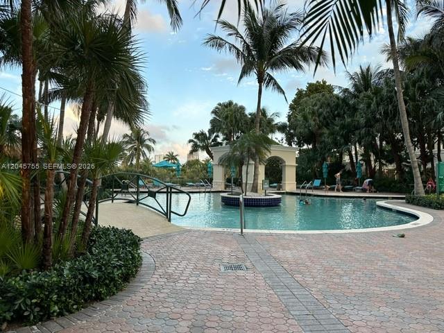 19501 W Country Club Drive