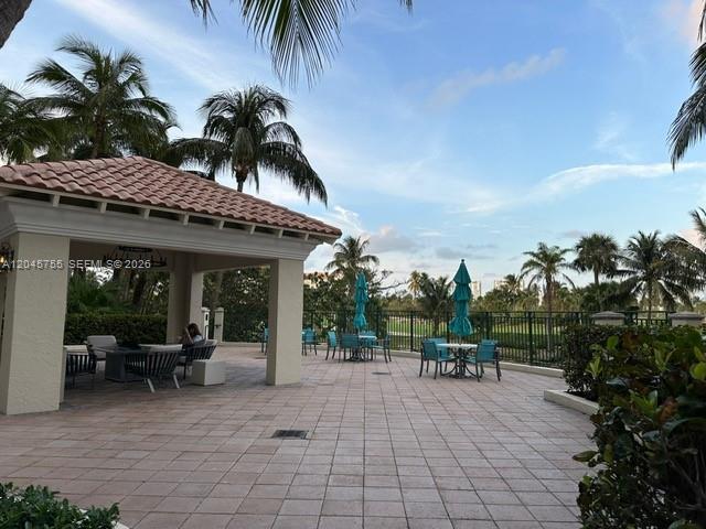 19501 W Country Club Drive