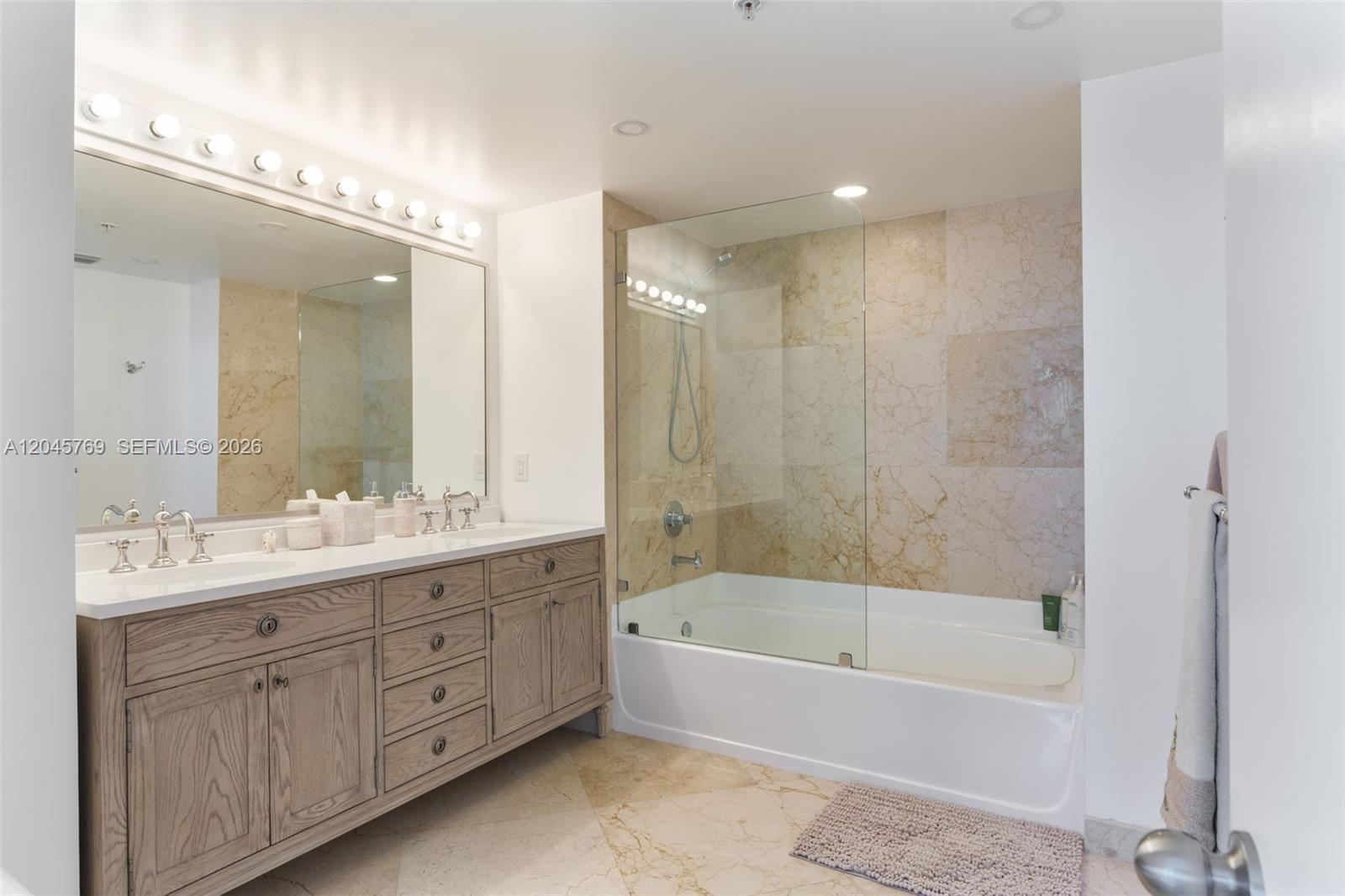601 NE 36th Street