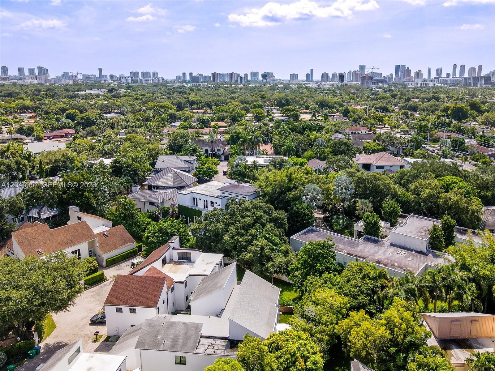 1977 S Oak Haven Circle