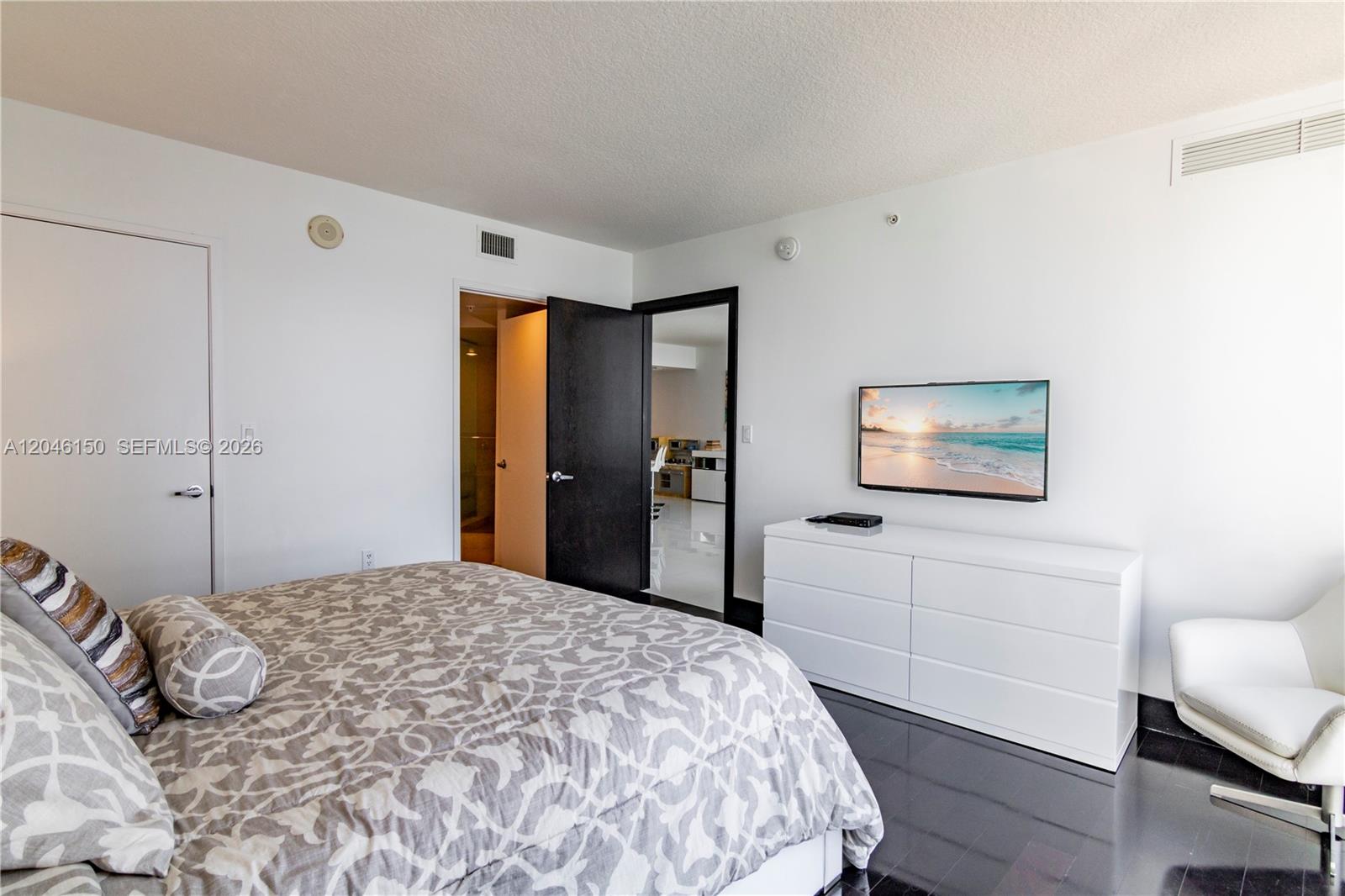 150 Sunny Isles Boulevard