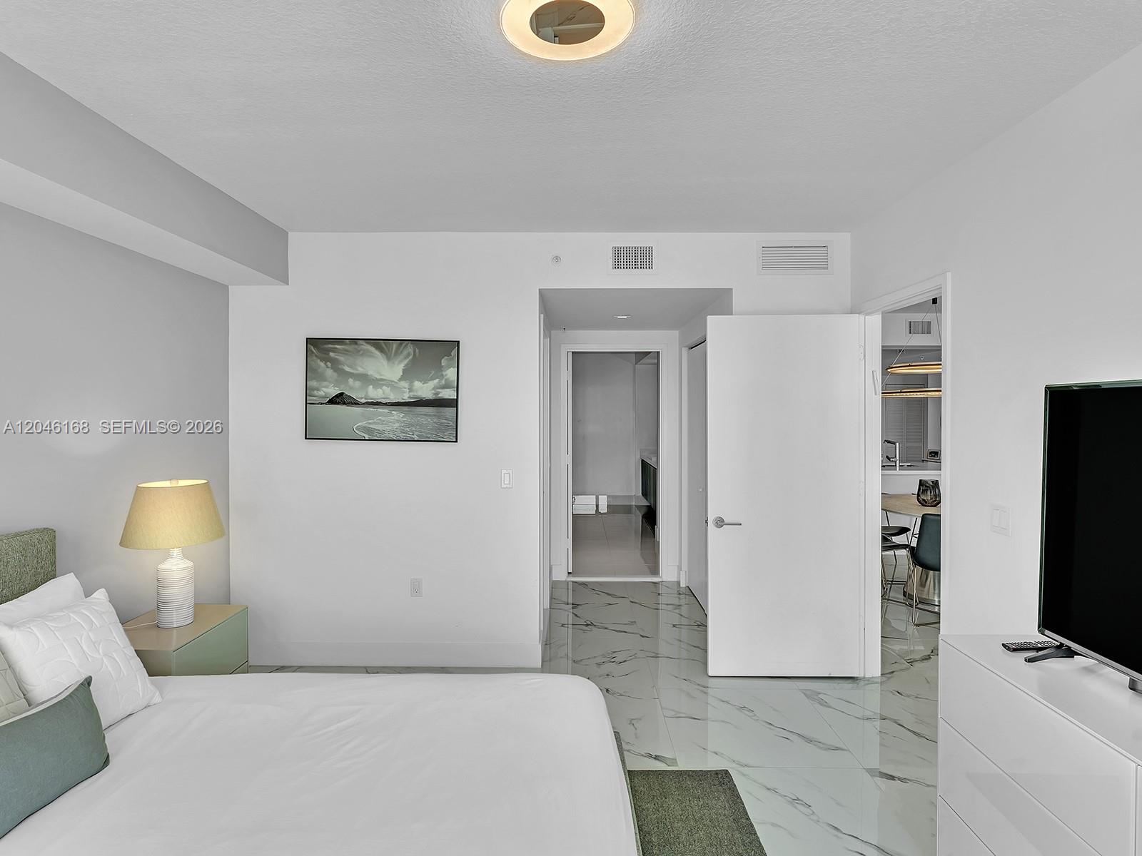 300 Sunny Isles Boulevard