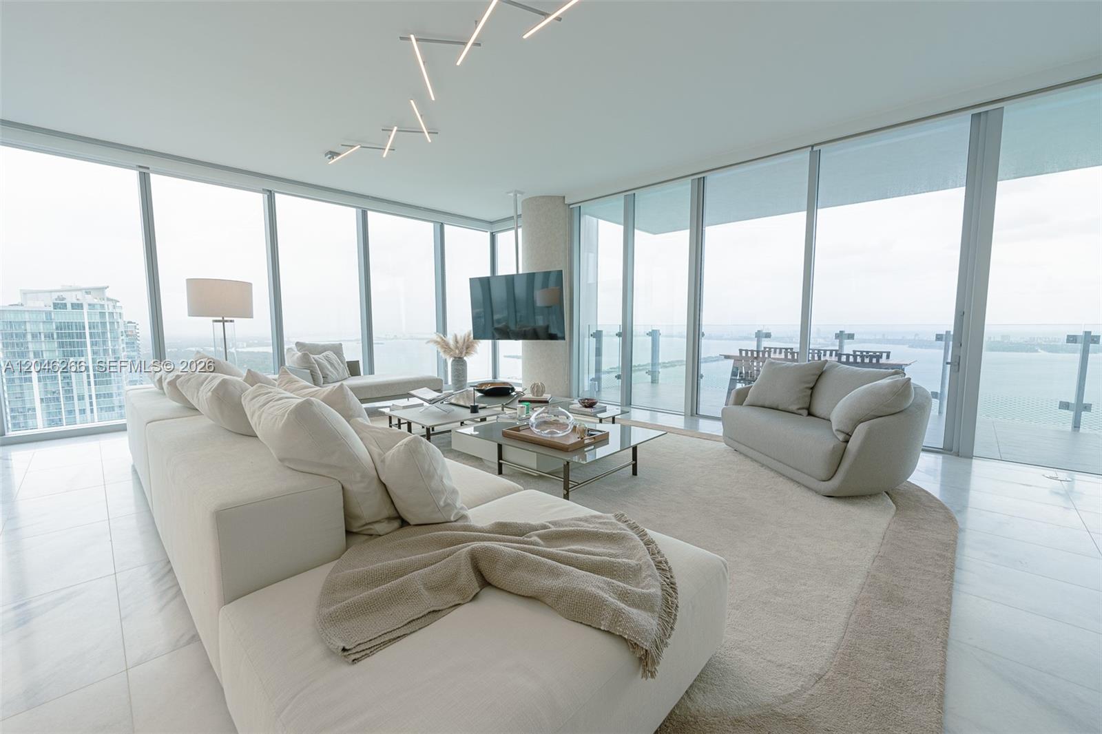700 NE 26th Terrace