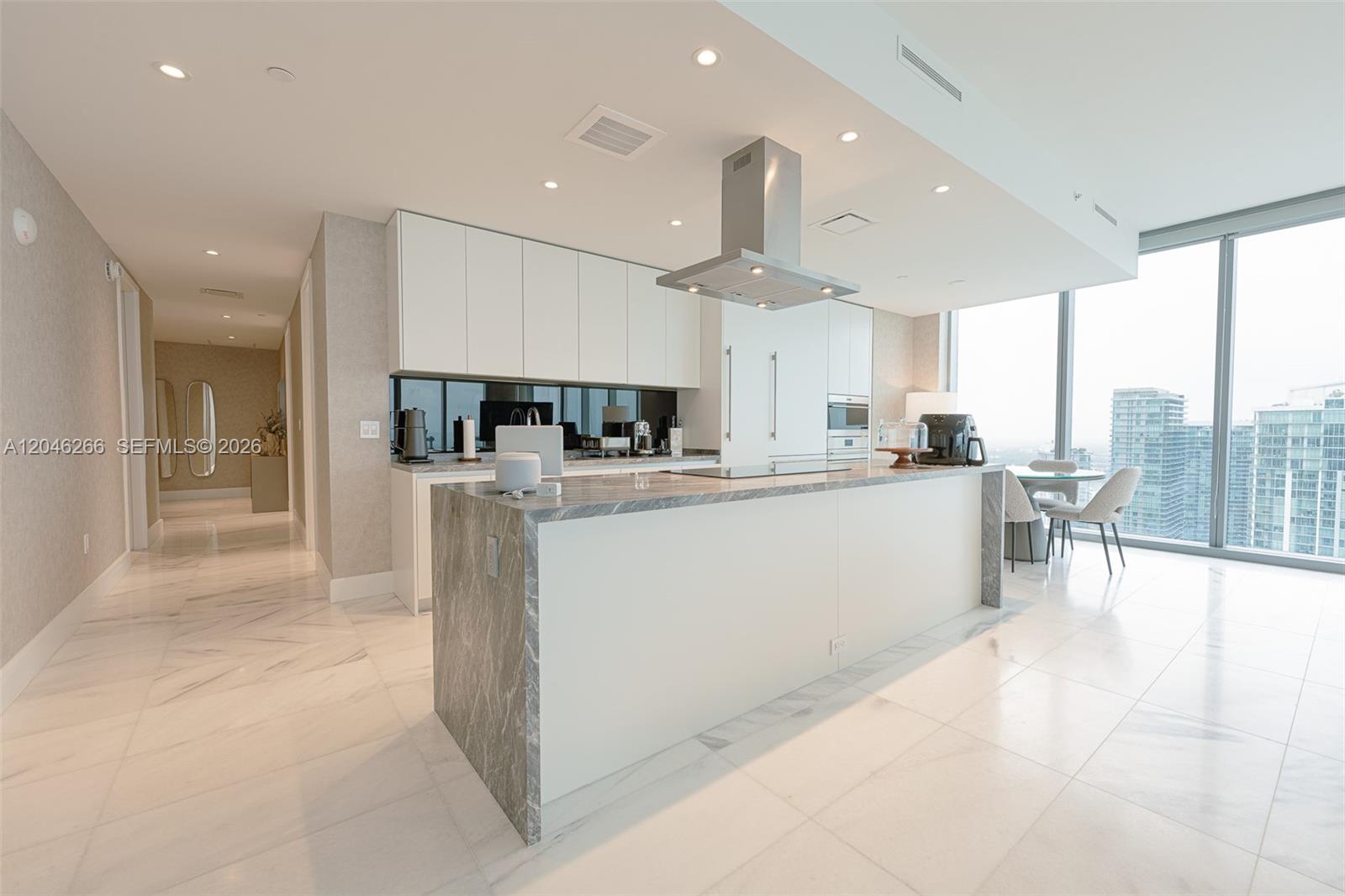 700 NE 26th Terrace