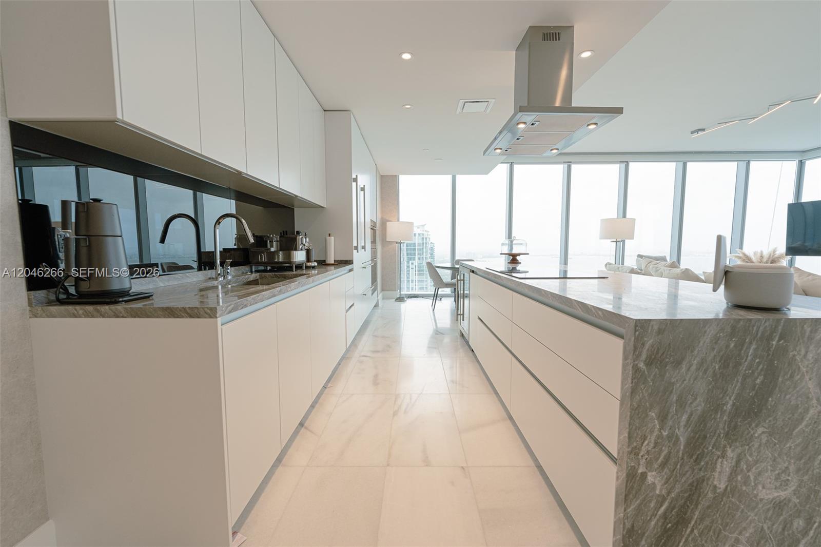 700 NE 26th Terrace