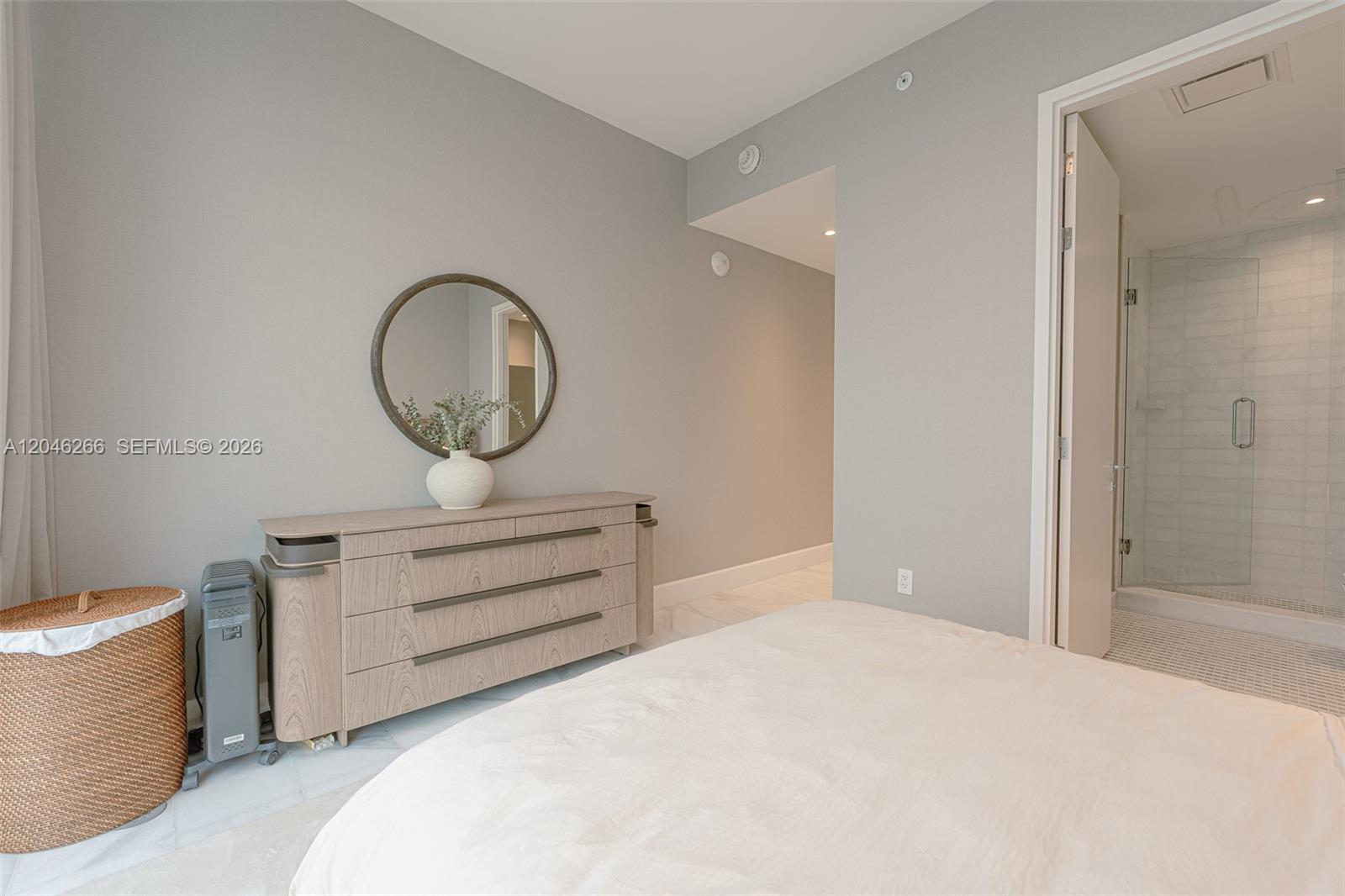 700 NE 26th Terrace