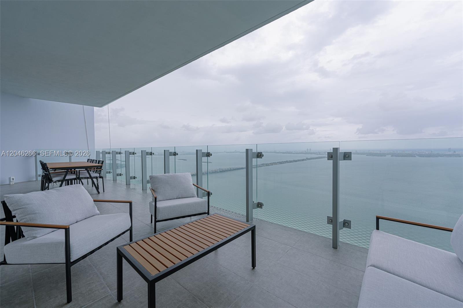700 NE 26th Terrace
