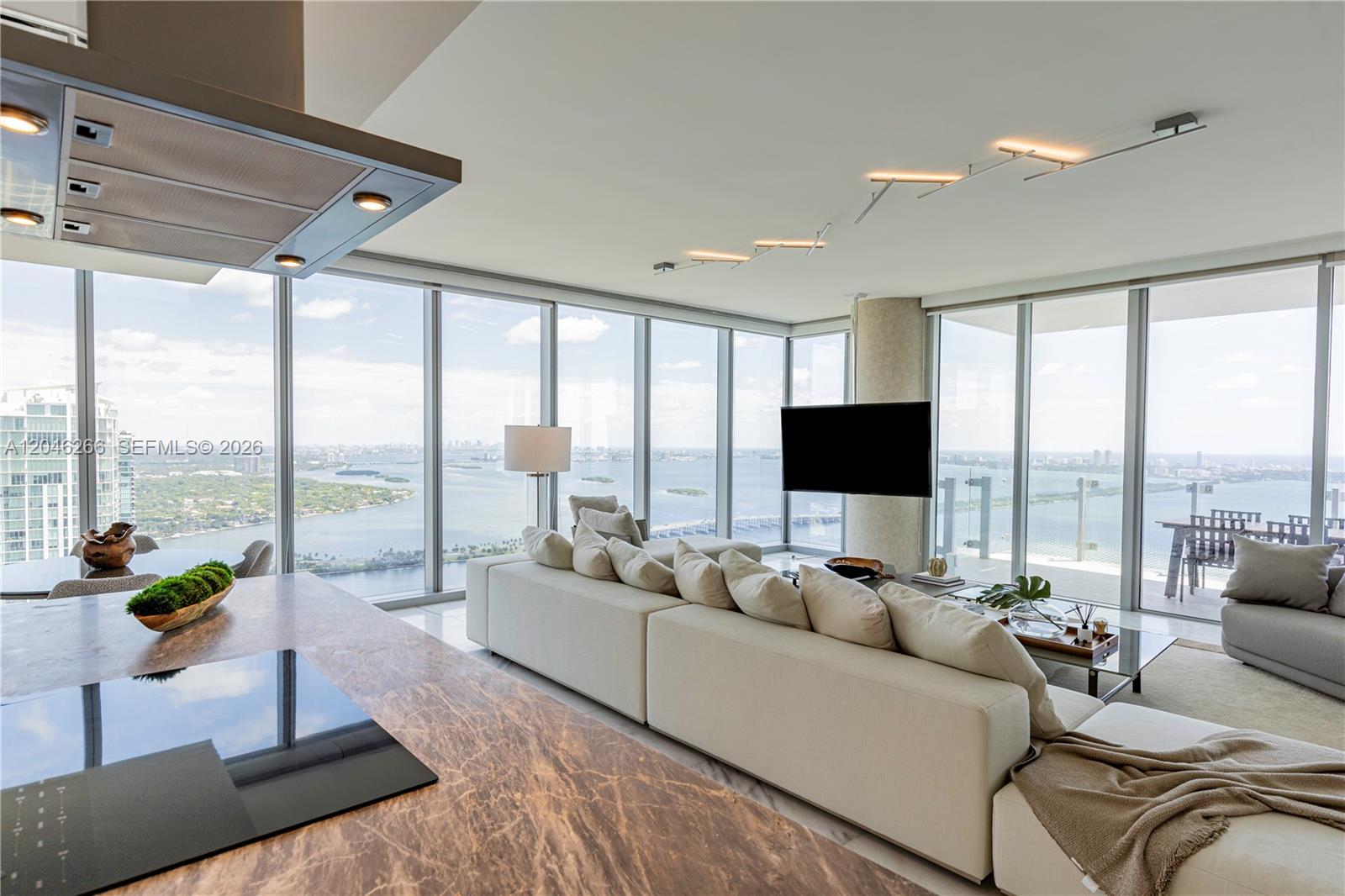 700 NE 26th Terrace