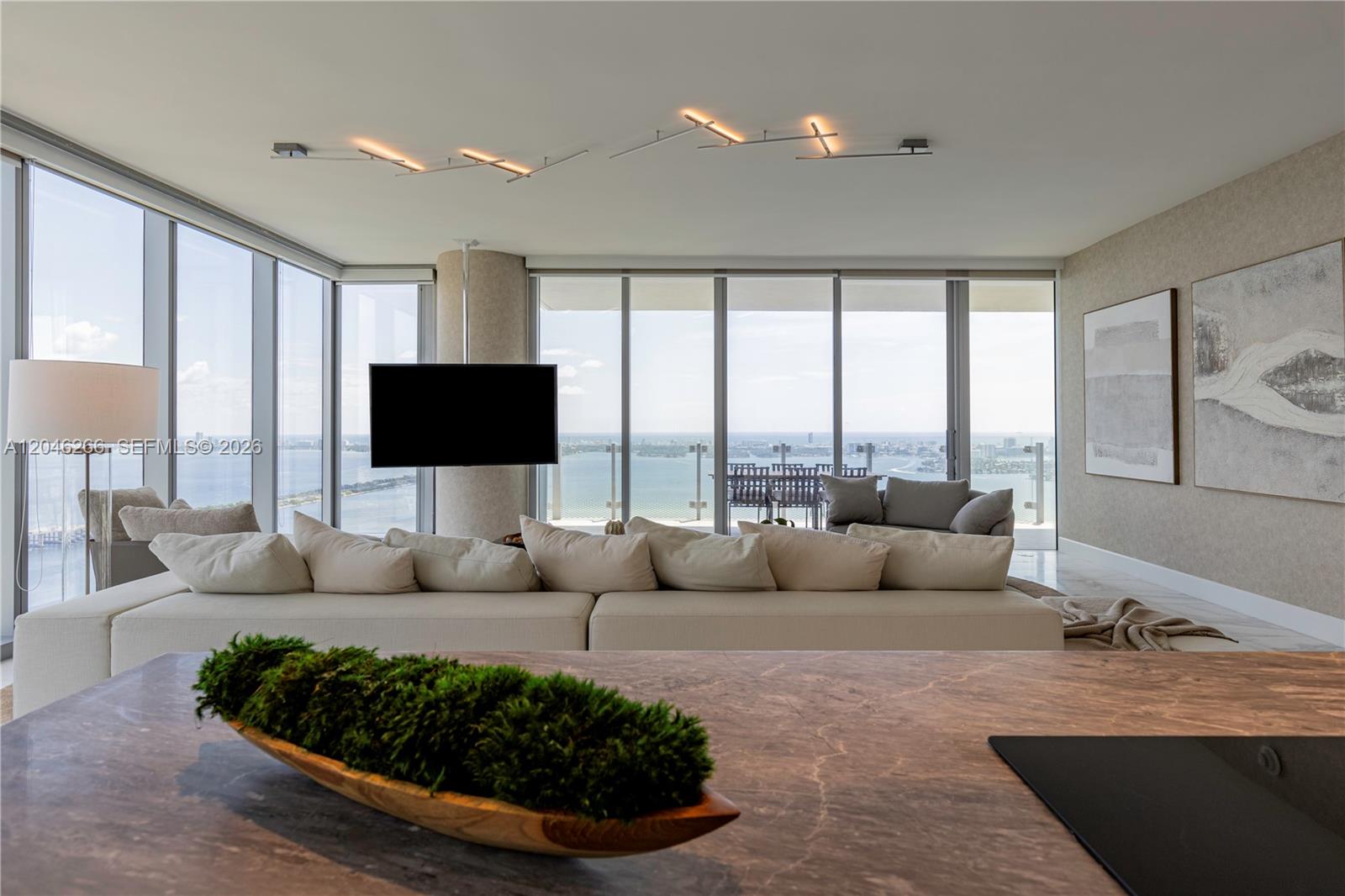 700 NE 26th Terrace