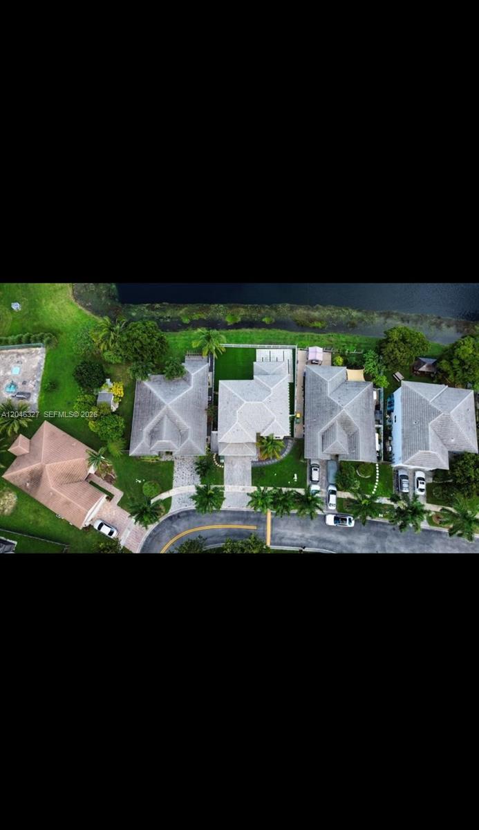 449 SE 31st Avenue