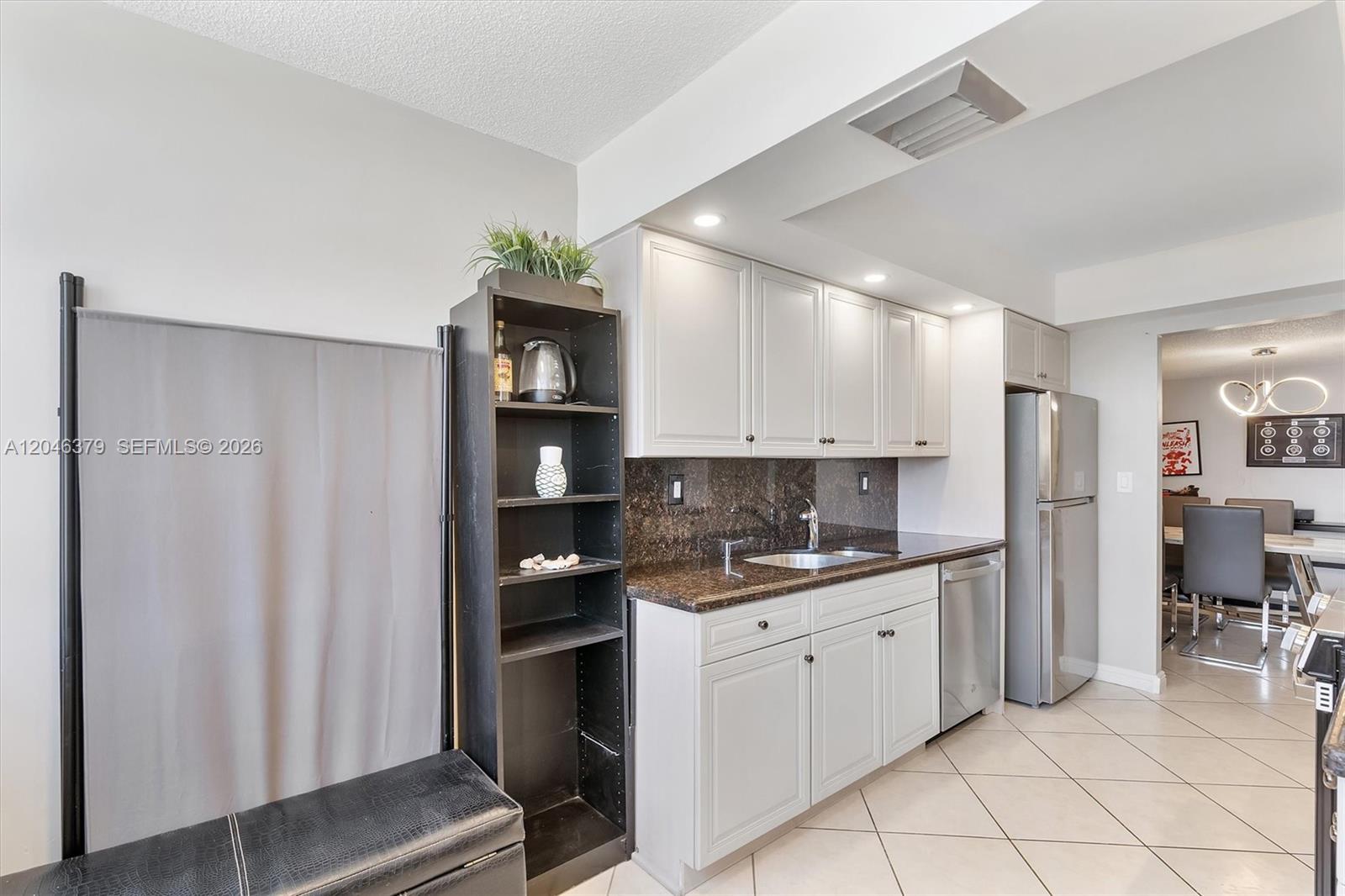 18031 Biscayne Boulevard