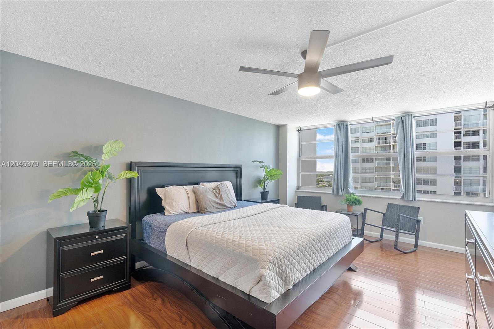 18031 Biscayne Boulevard