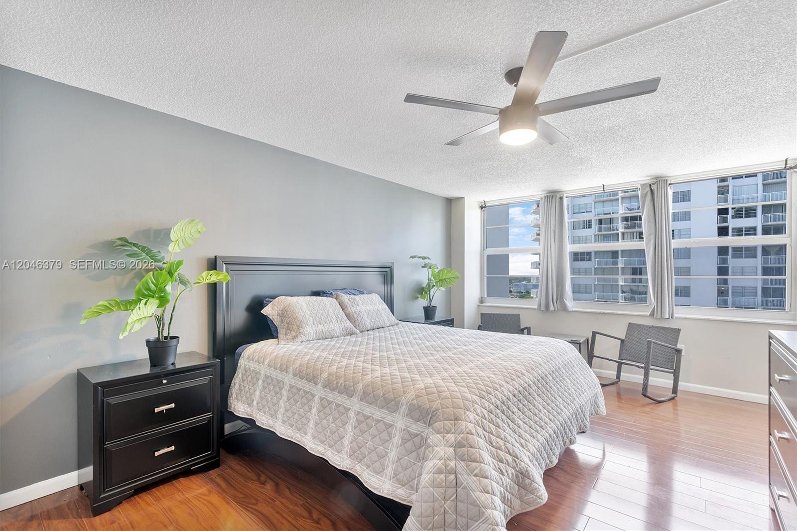 18031 Biscayne Boulevard