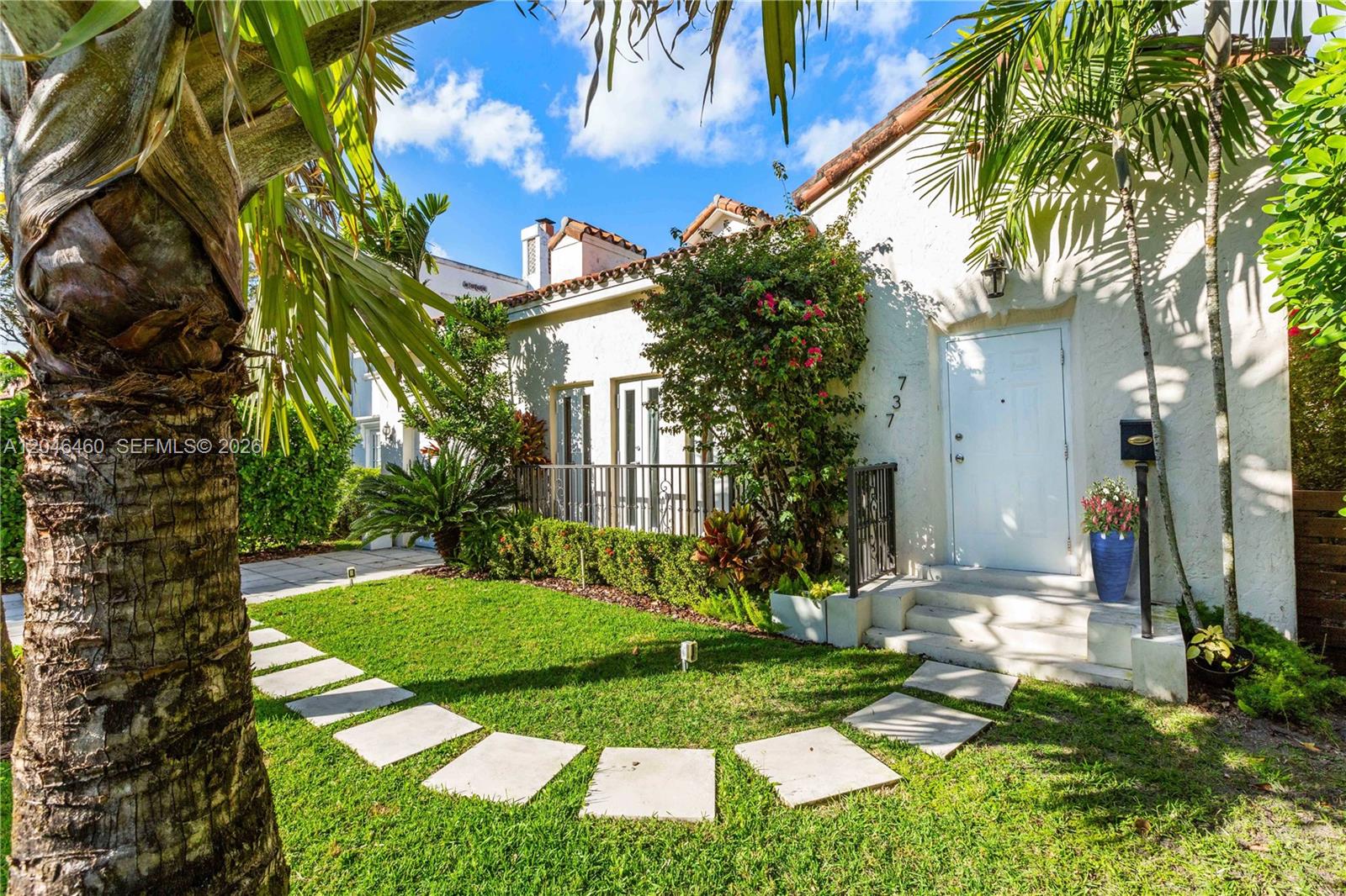 737 Alhambra Circle