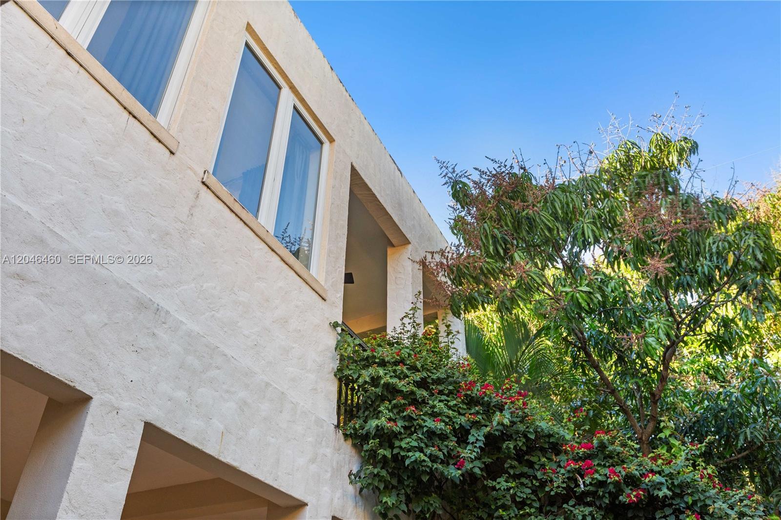 737 Alhambra Circle
