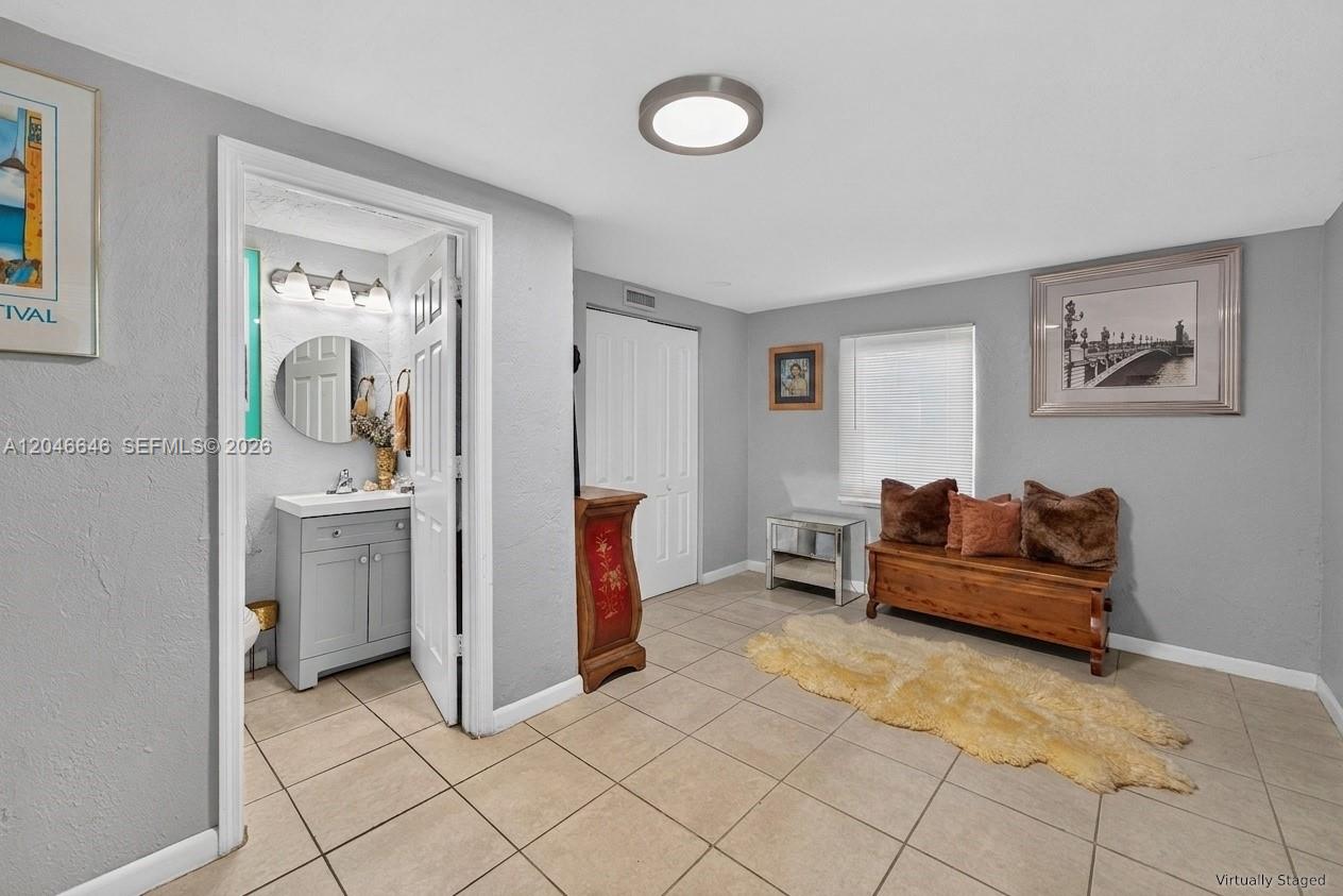 1230 NW 84th Terrace