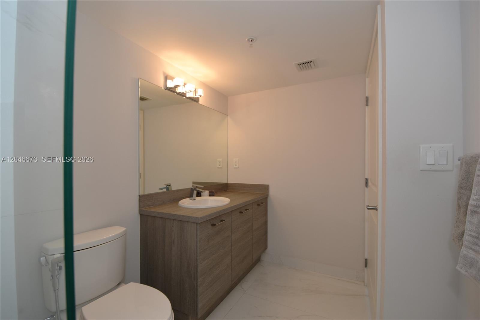 400 Sunny Isles Boulevard