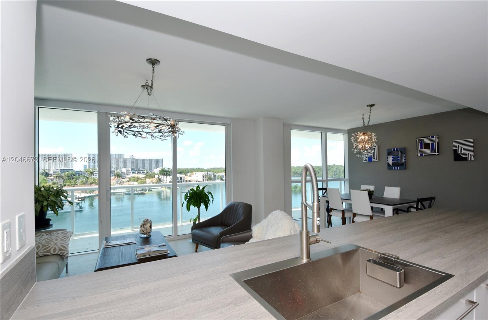 400 Sunny Isles Boulevard