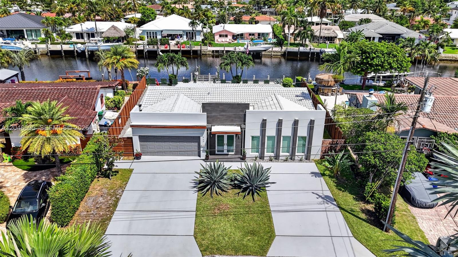 966 SE 9th Avenue
