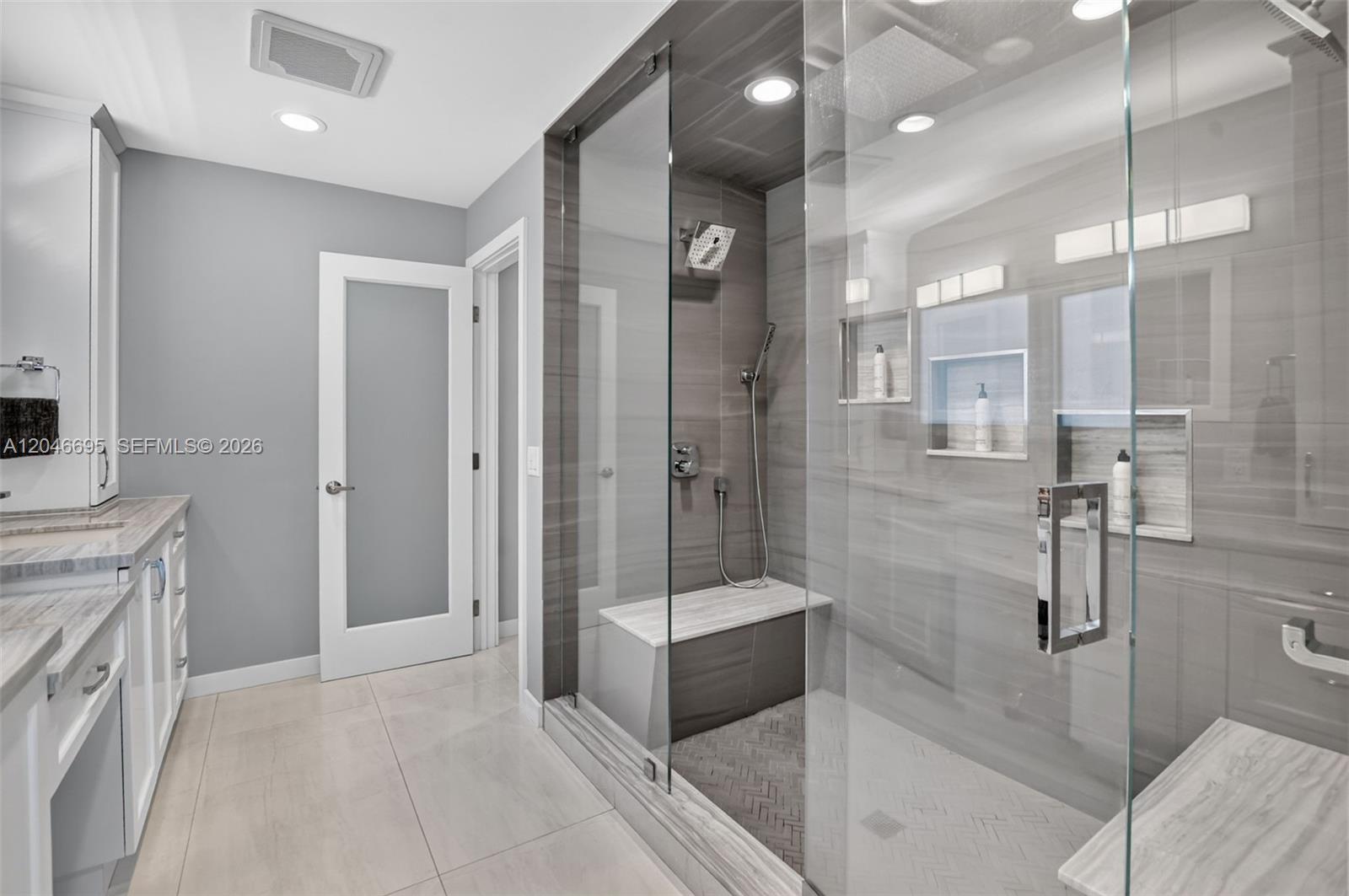 966 SE 9th Avenue