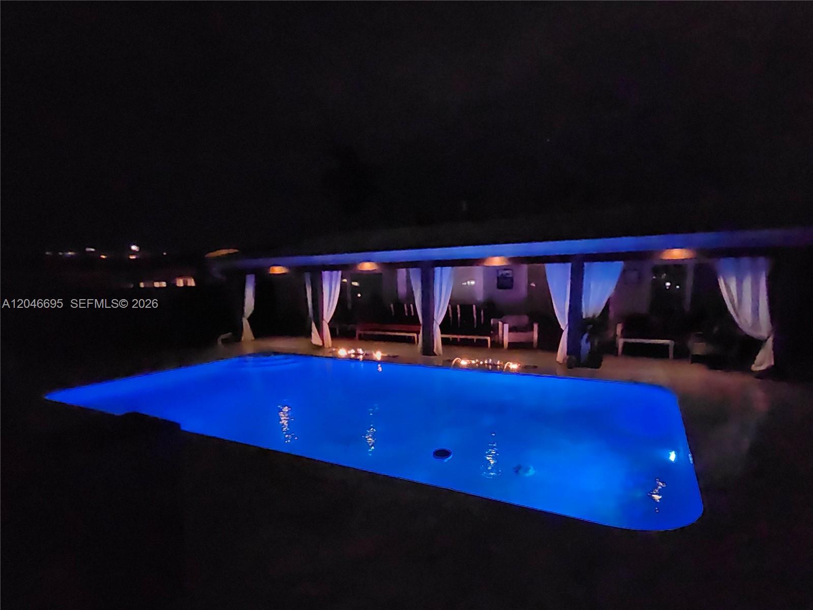 966 SE 9th Avenue