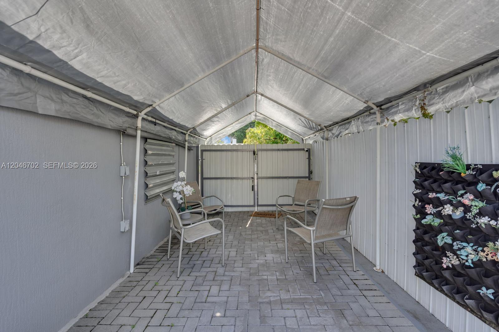 801 NW 17th Court