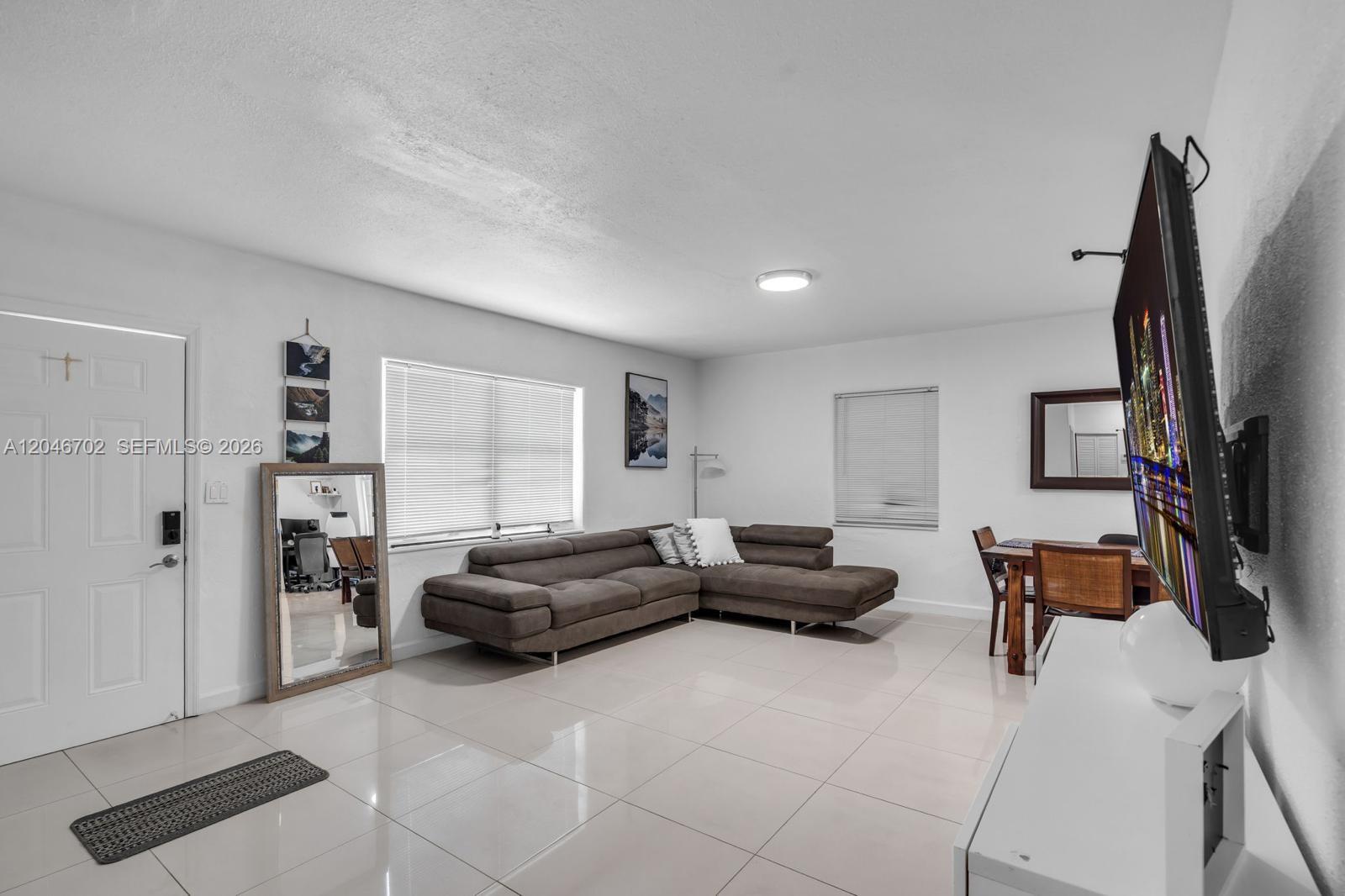 801 NW 17th Court