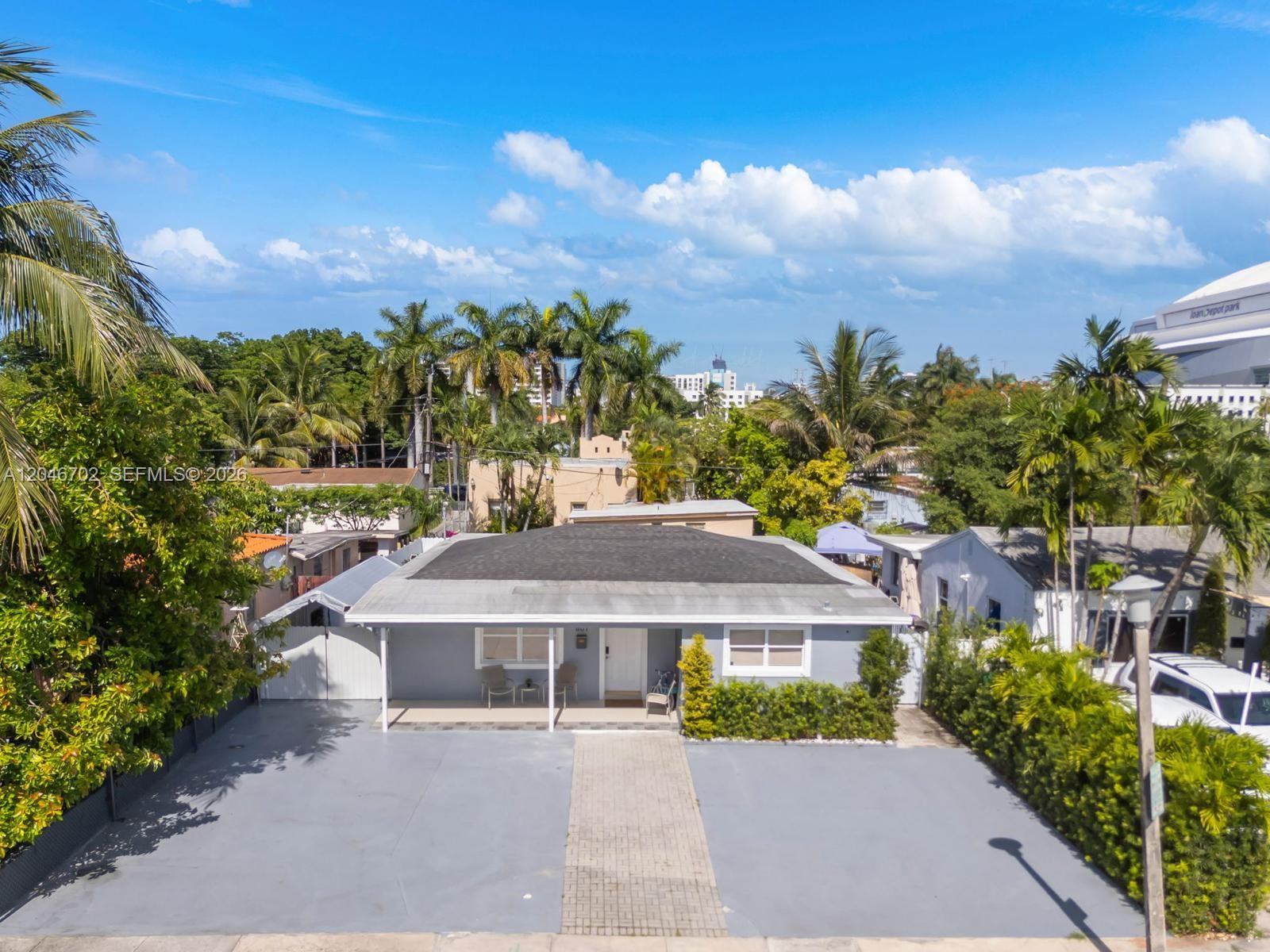 801 NW 17th Court
