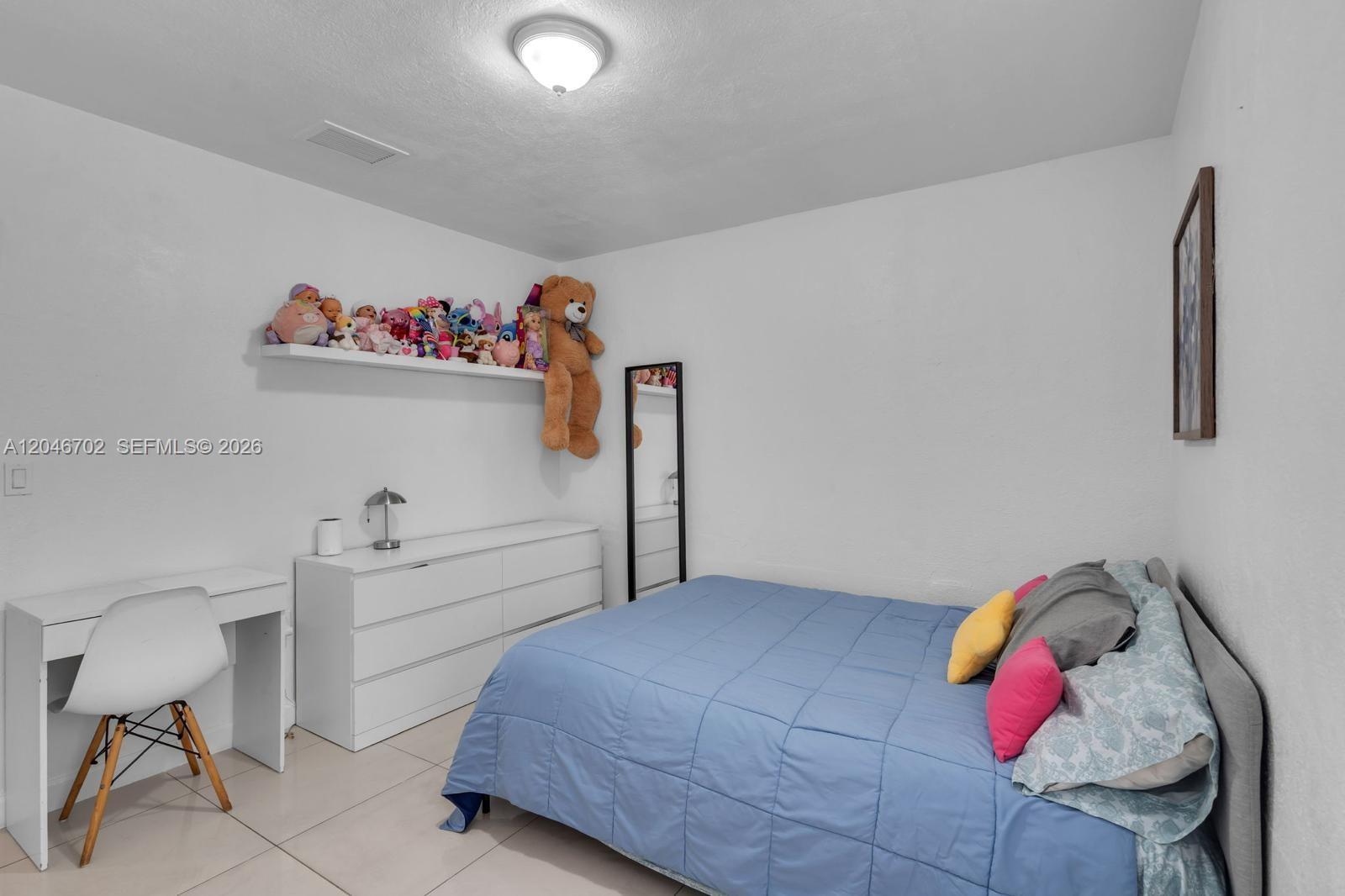 801 NW 17th Court