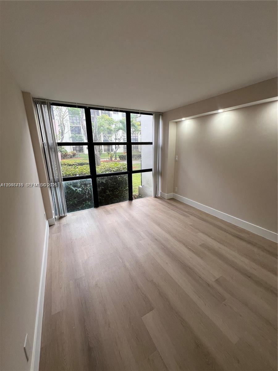 17021 N Bay Road