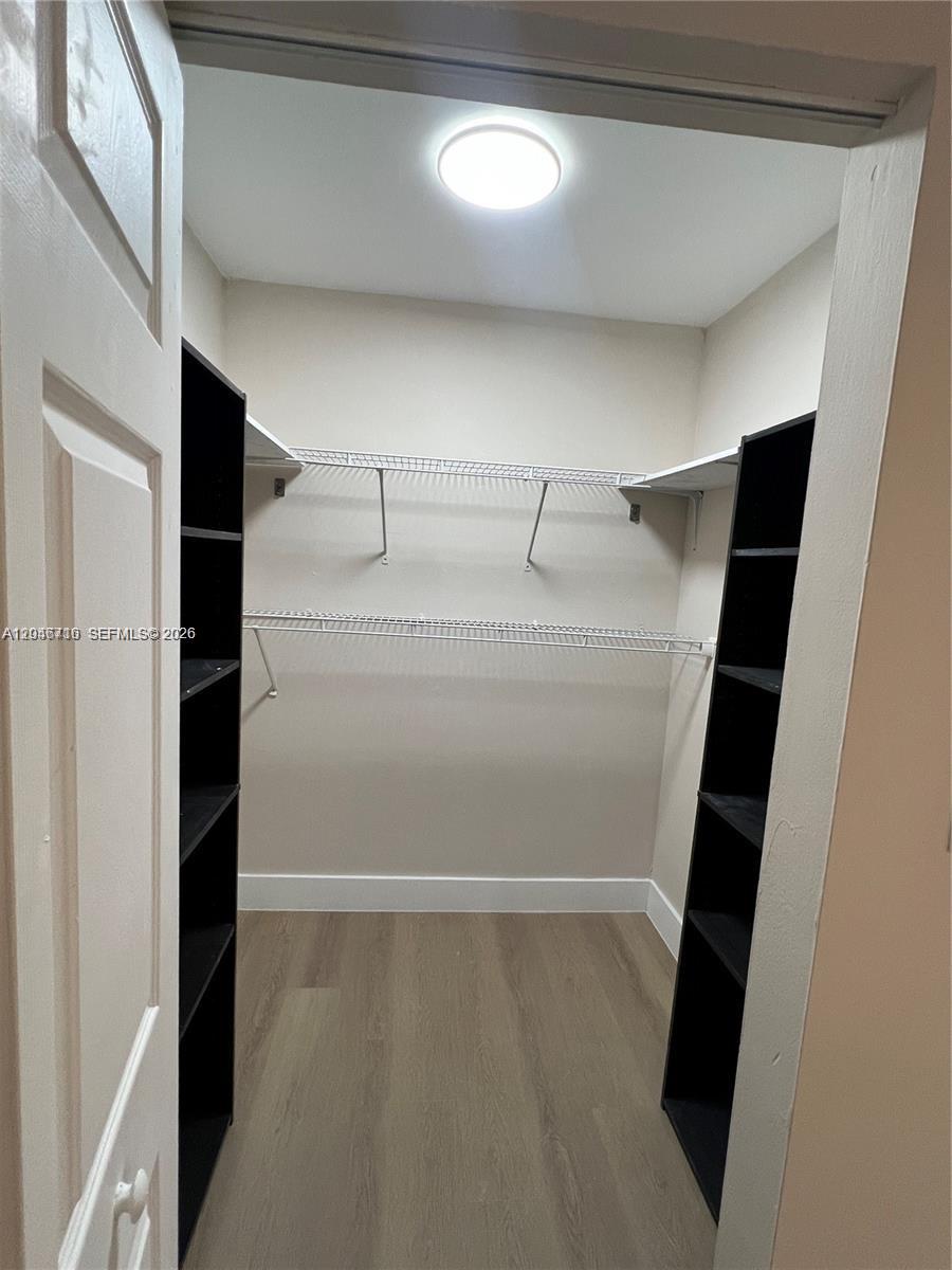 17021 N Bay Road