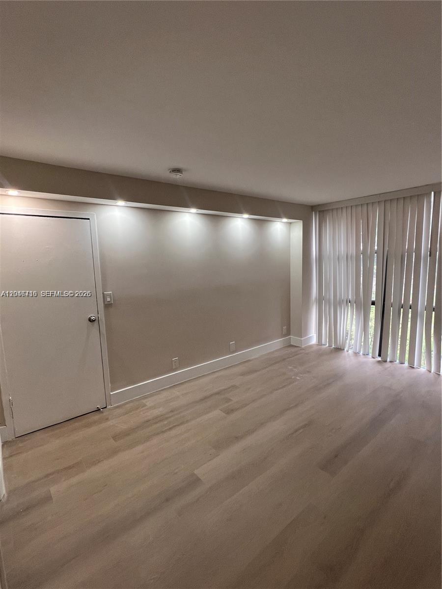17021 N Bay Road