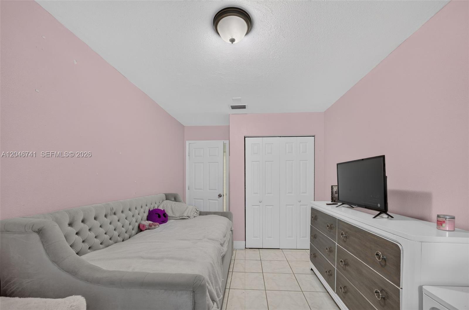738 SW 7th Terrace