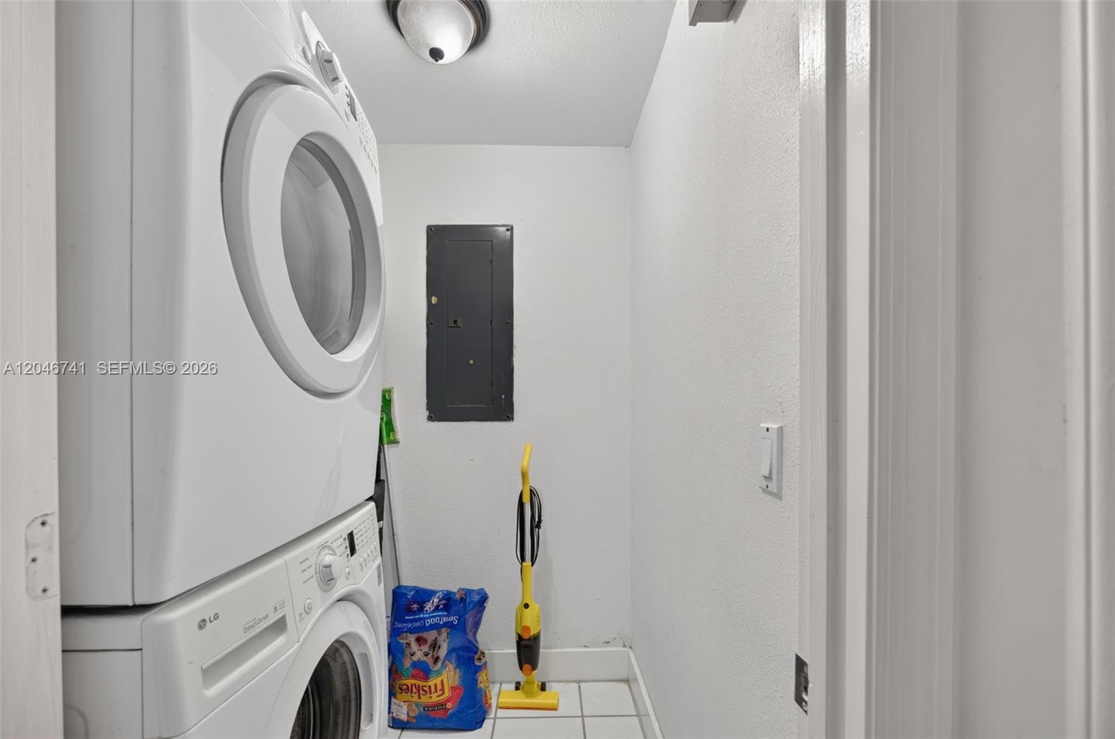 738 SW 7th Terrace