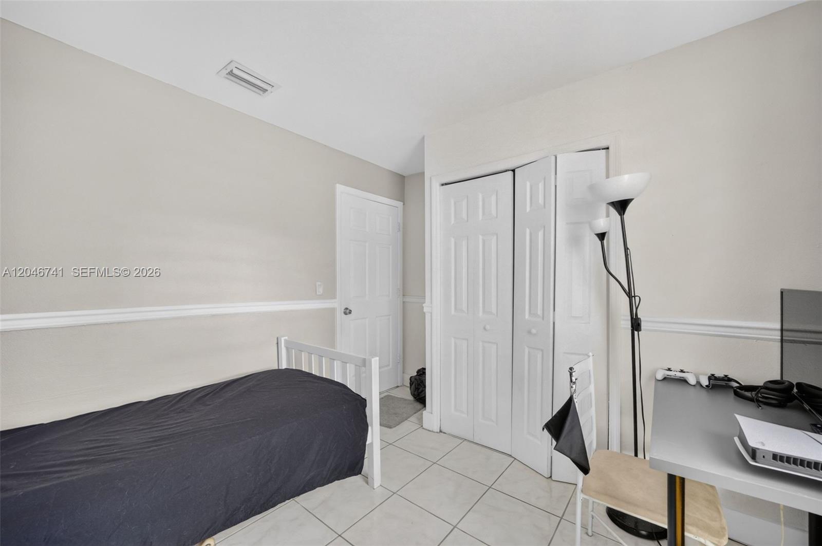 738 SW 7th Terrace