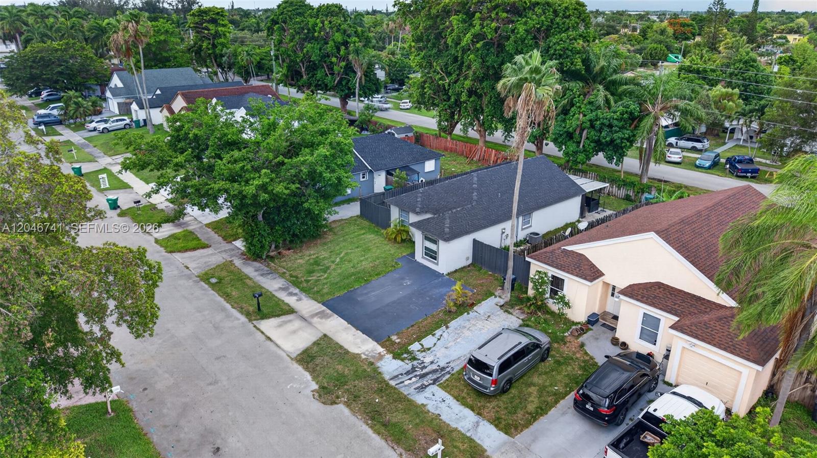 738 SW 7th Terrace