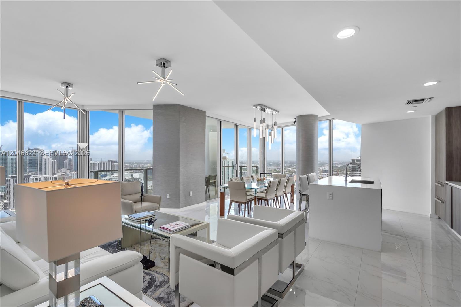 2900 NE 7th Avenue