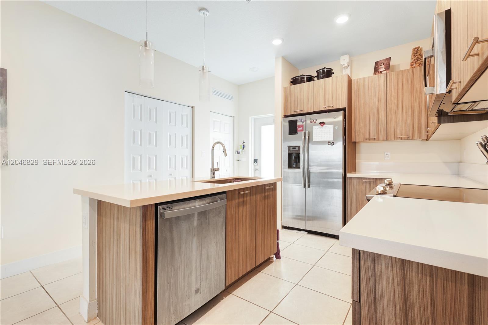 4636 NW 84th Avenue