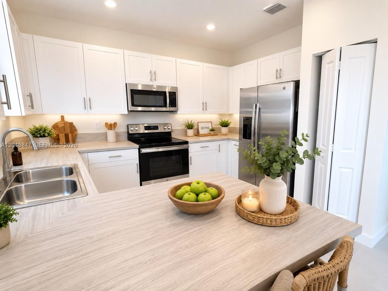 3338 W 112th Street