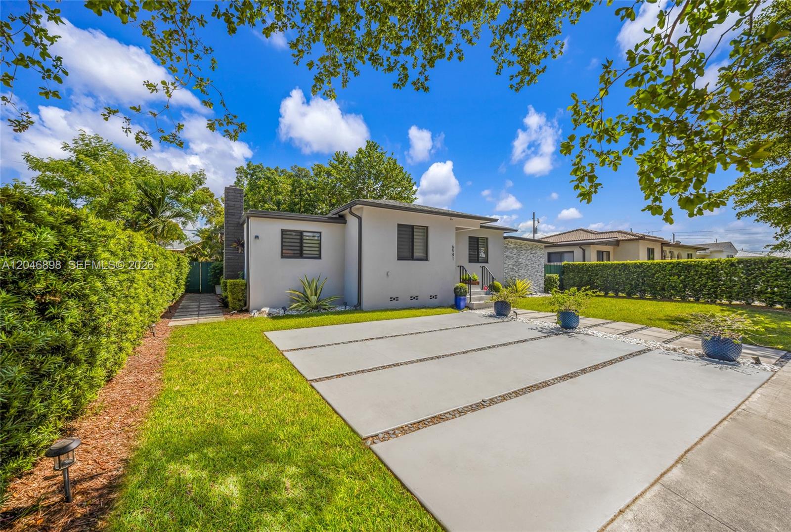 6541 SW 18th Street