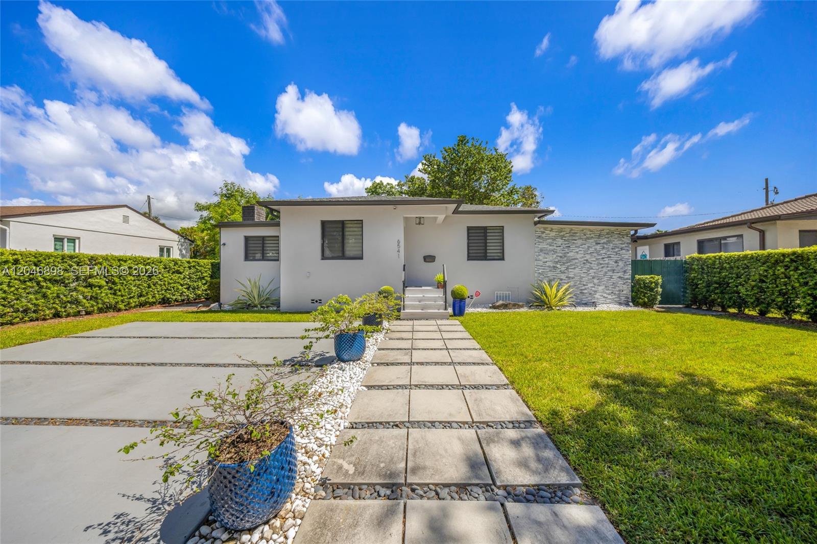 6541 SW 18th Street