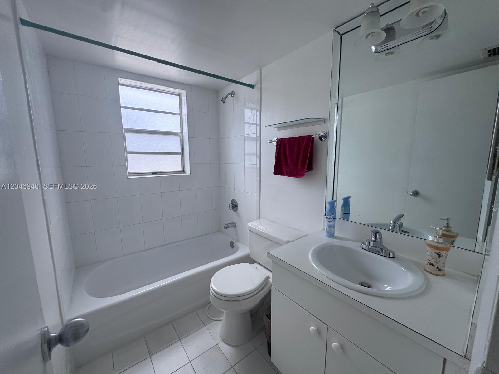 1725 W 60th Street
