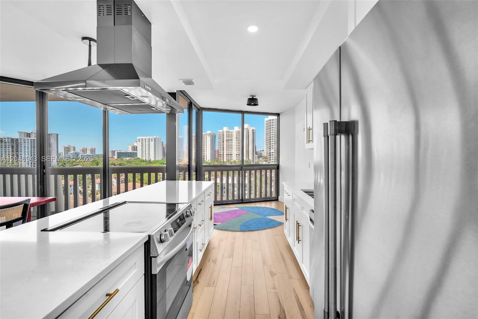 1000 W Island Boulevard