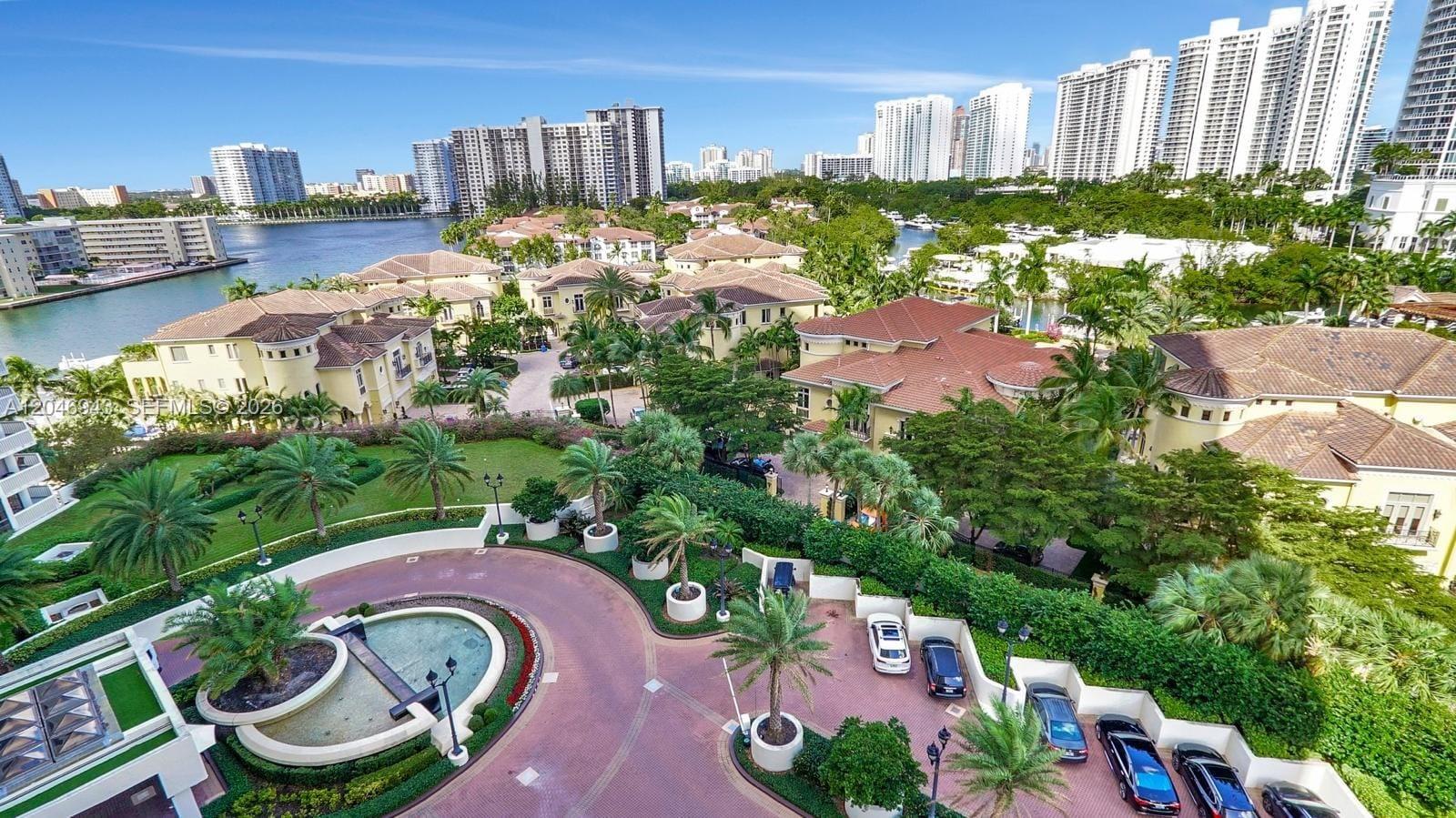 1000 W Island Boulevard